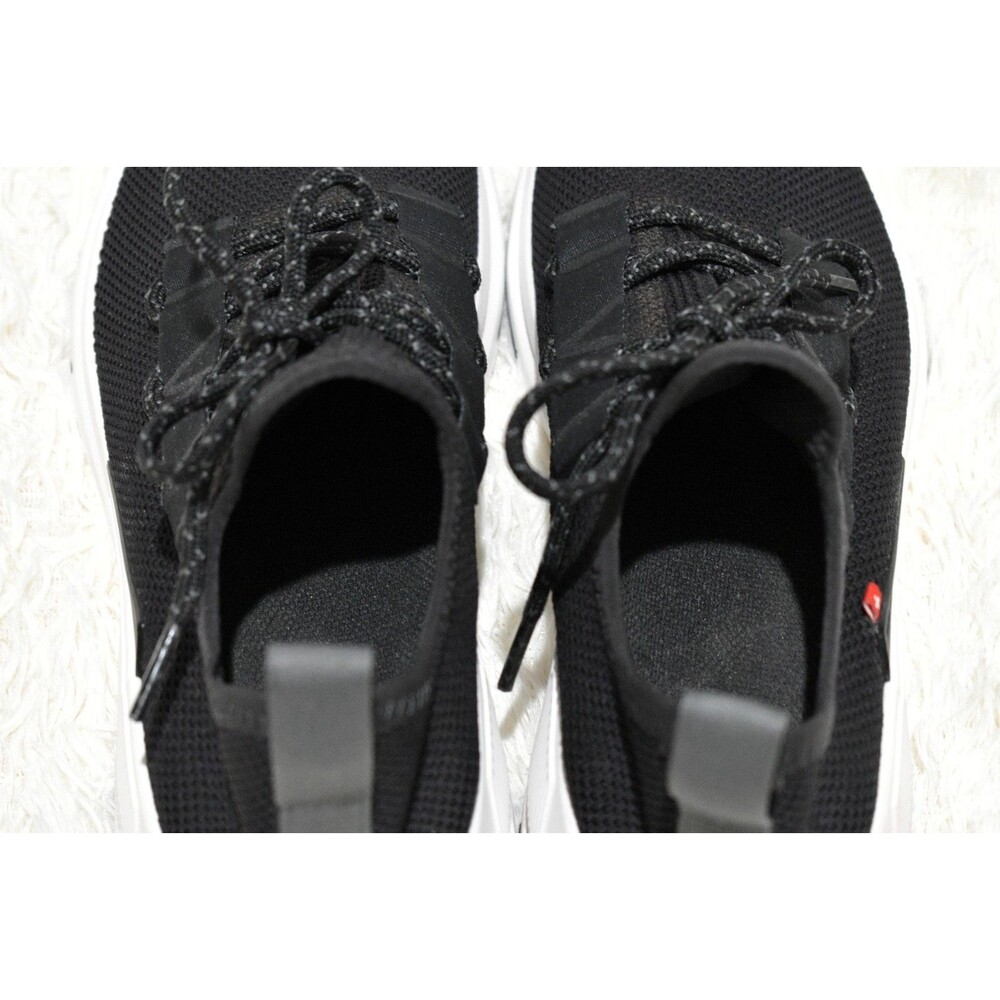 On Cloudeasy Womens Running Athletic Sneaker Black White 76.98441  US 8.5 EU 40 - Picture 13 of 16